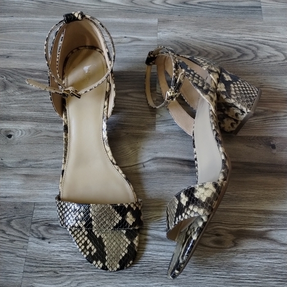 MICHAEL Michael Kors Leather Python Print Ankle Strap Heels Women's Size 10 - Picture 1 of 6